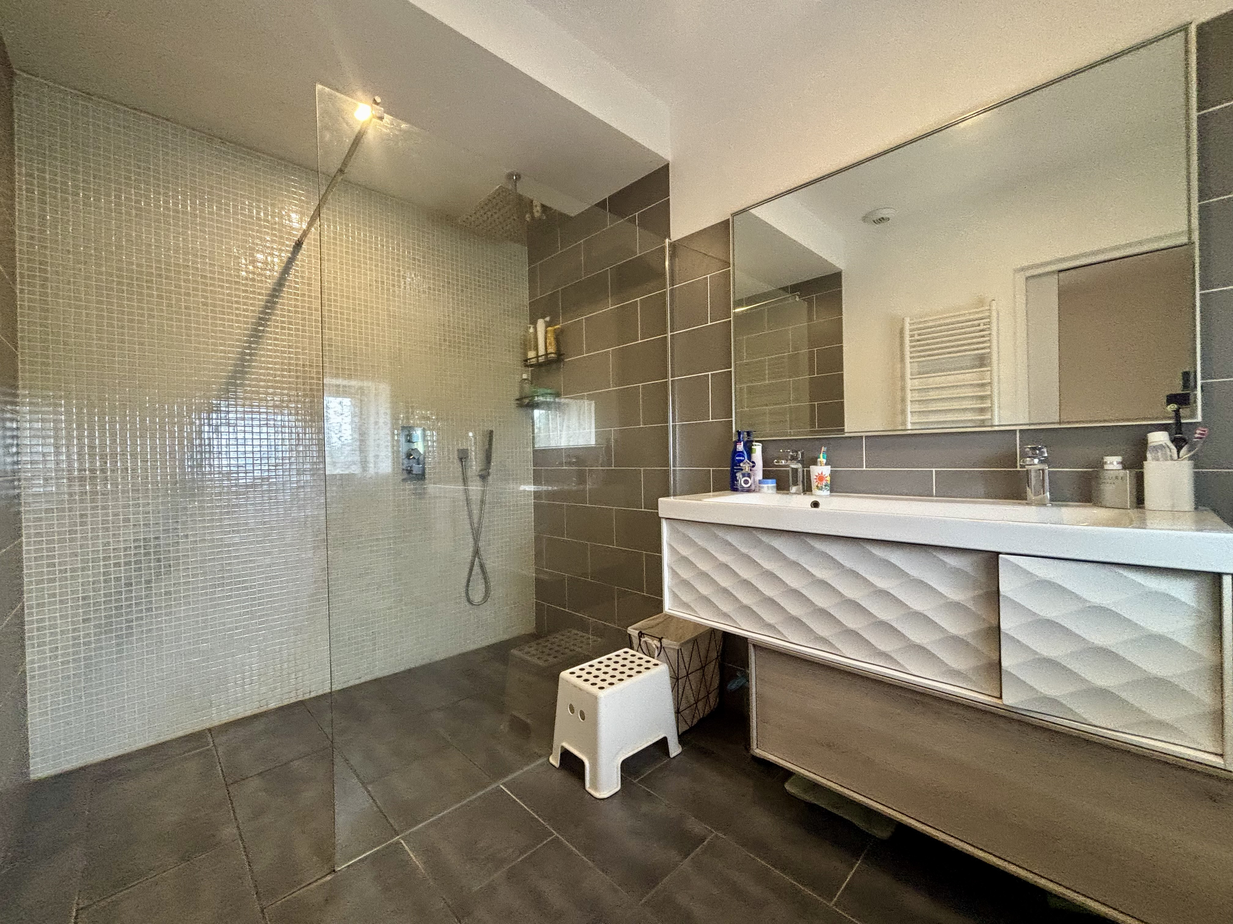 7 Bed, 1 Bath, HouseFor Sale, Casseneuil, Lot-et-Garonne, Aquitaine, 47440