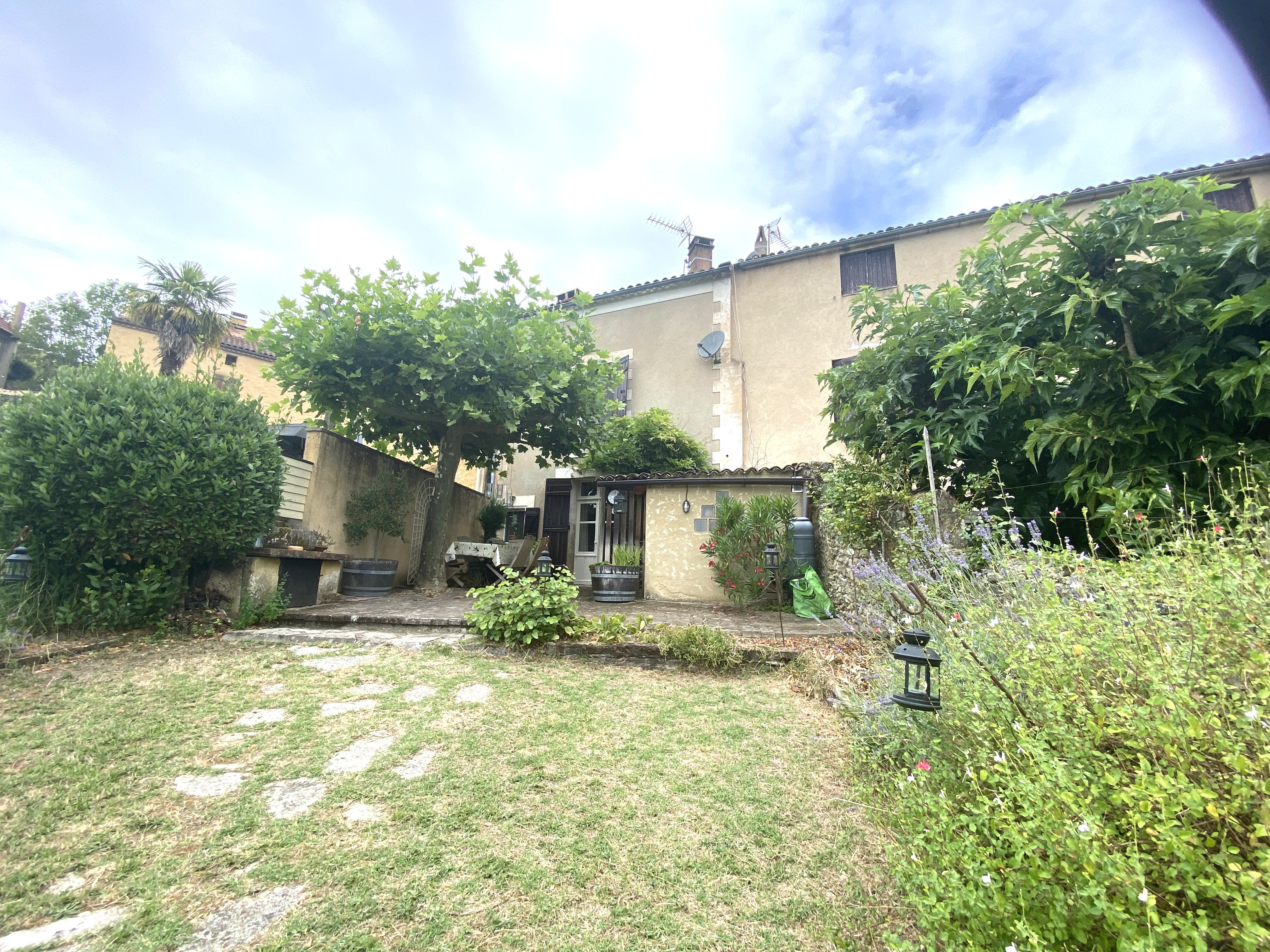 4 Bed, 2 Bath, HouseFor Sale, Belves, Dordogne, Aquitaine, 24170