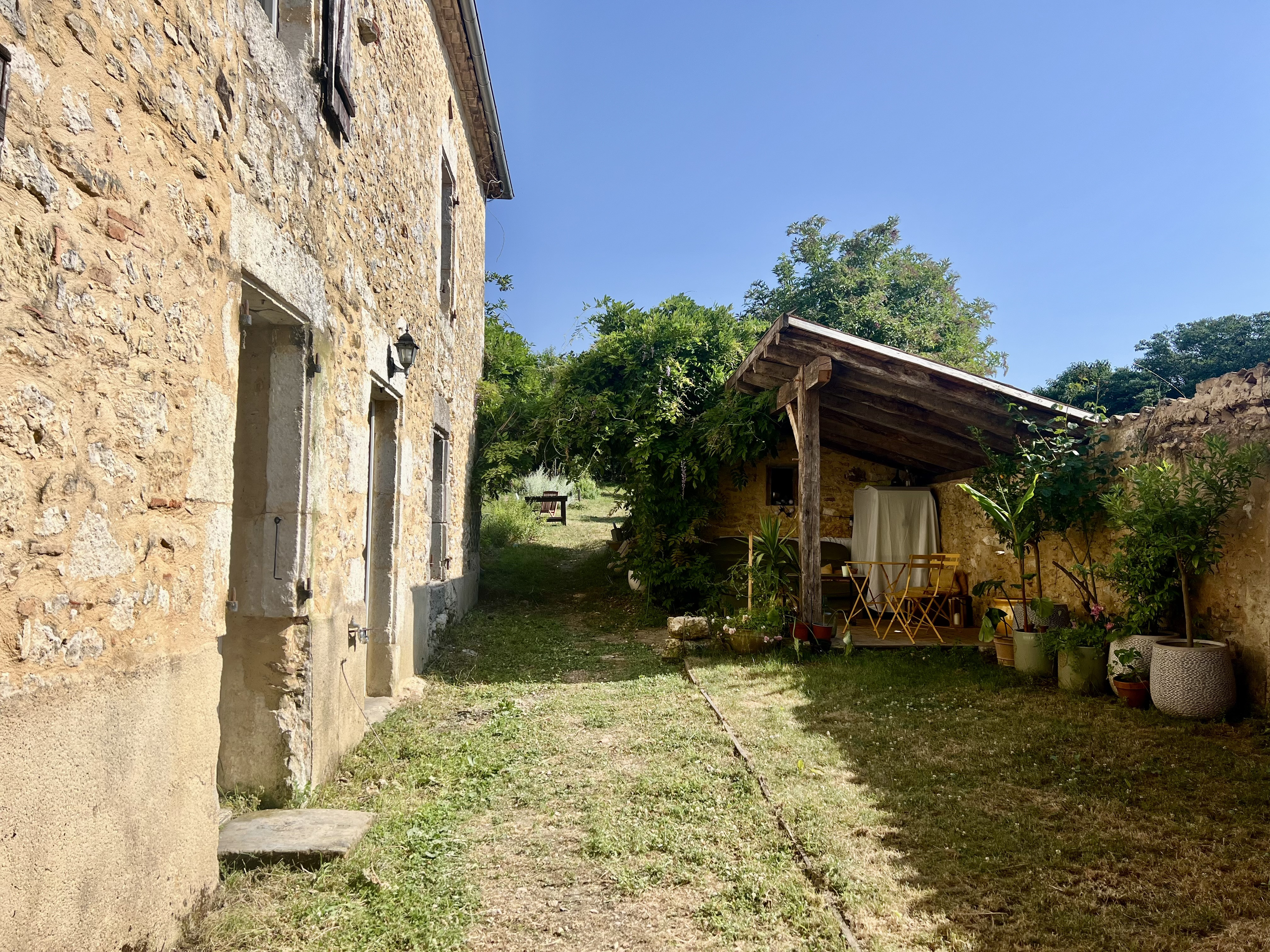 HouseFor Sale, Biron, Dordogne, Aquitaine, 24540