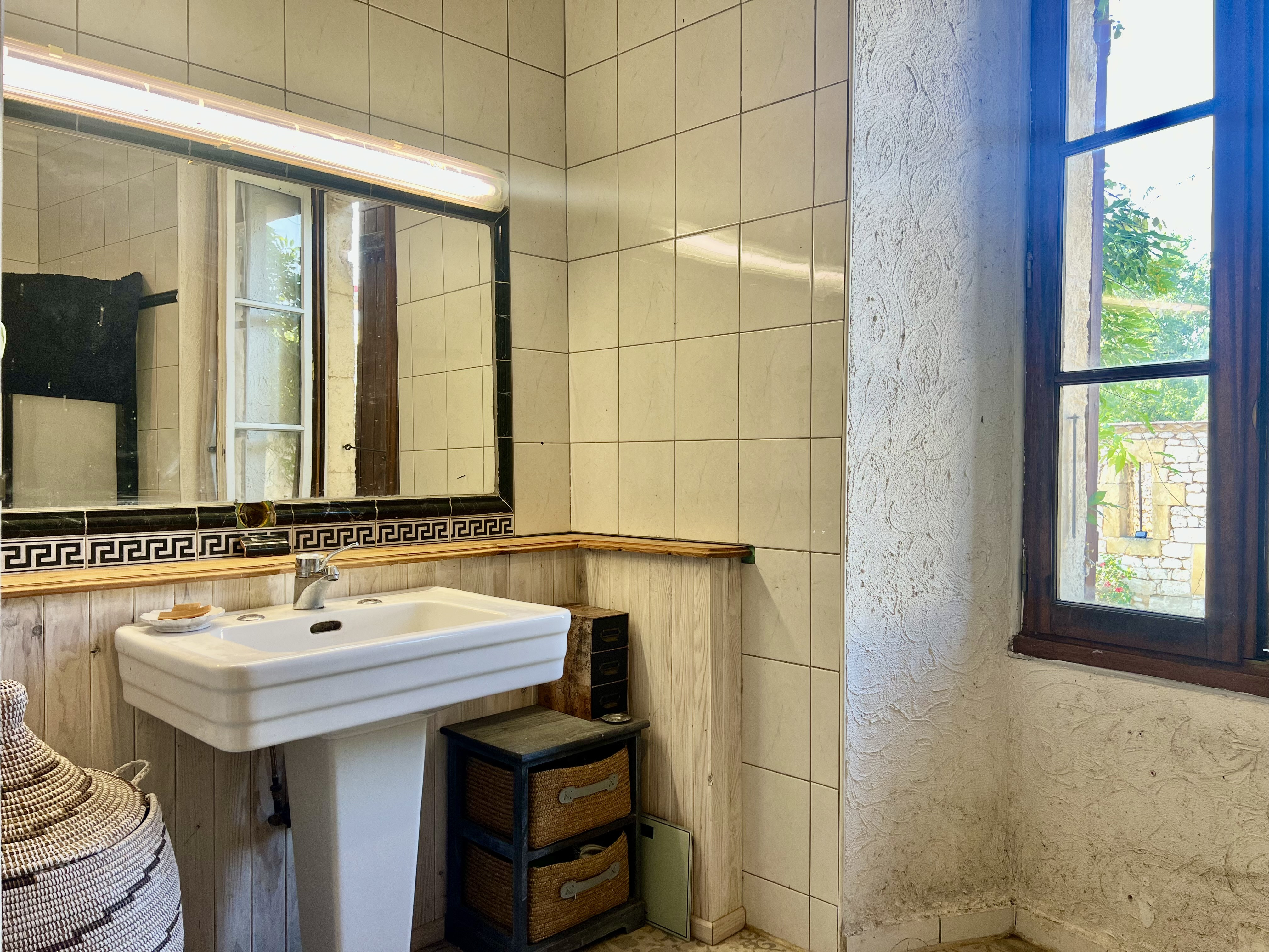 HouseFor Sale, Biron, Dordogne, Aquitaine, 24540