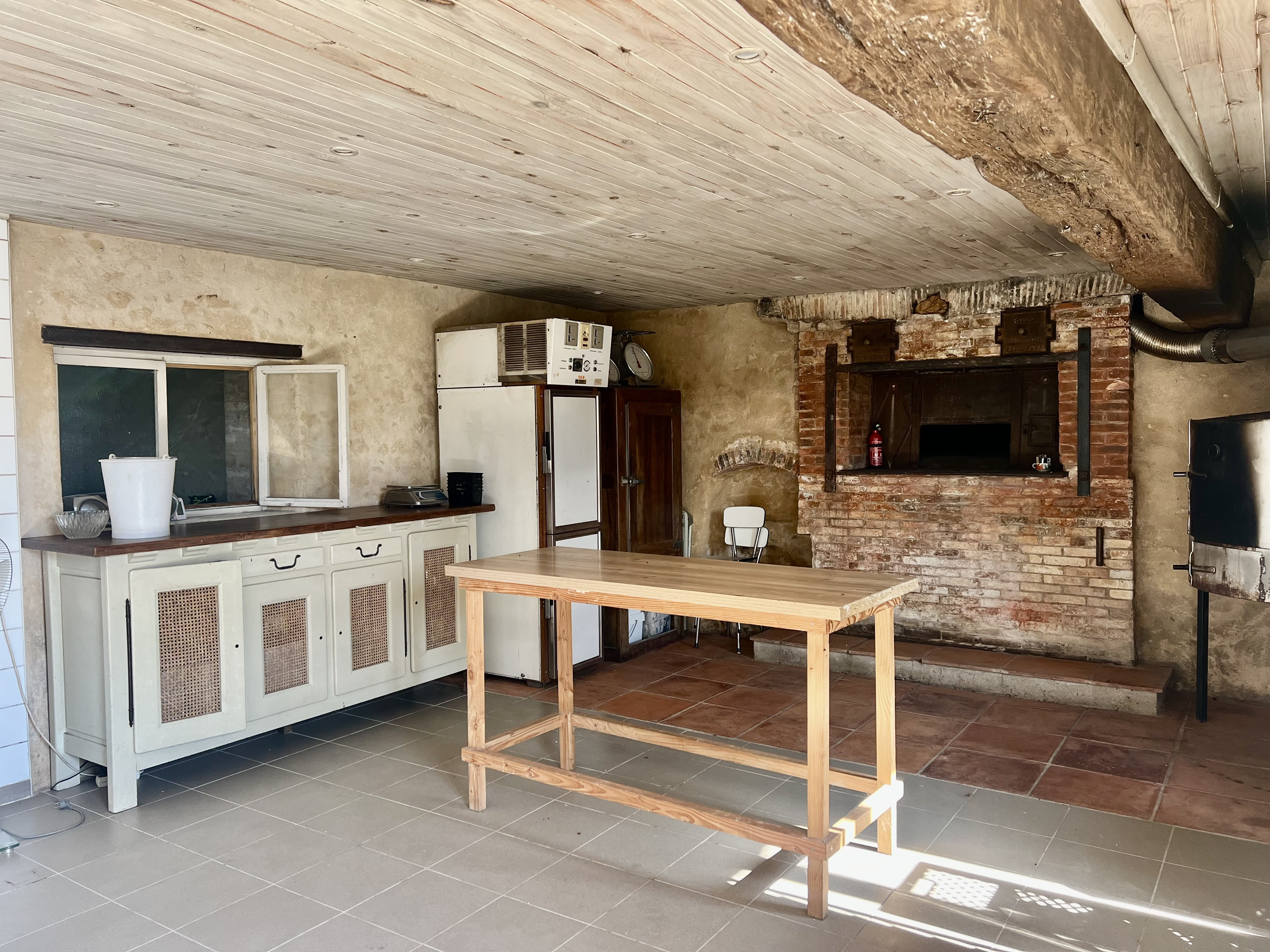 HouseFor Sale, Biron, Dordogne, Aquitaine, 24540