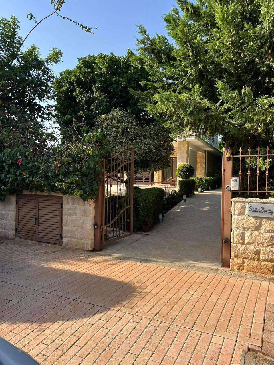 4 Bed, 4 Bath, HouseFor Sale, Aphrodite Hills, Paphos