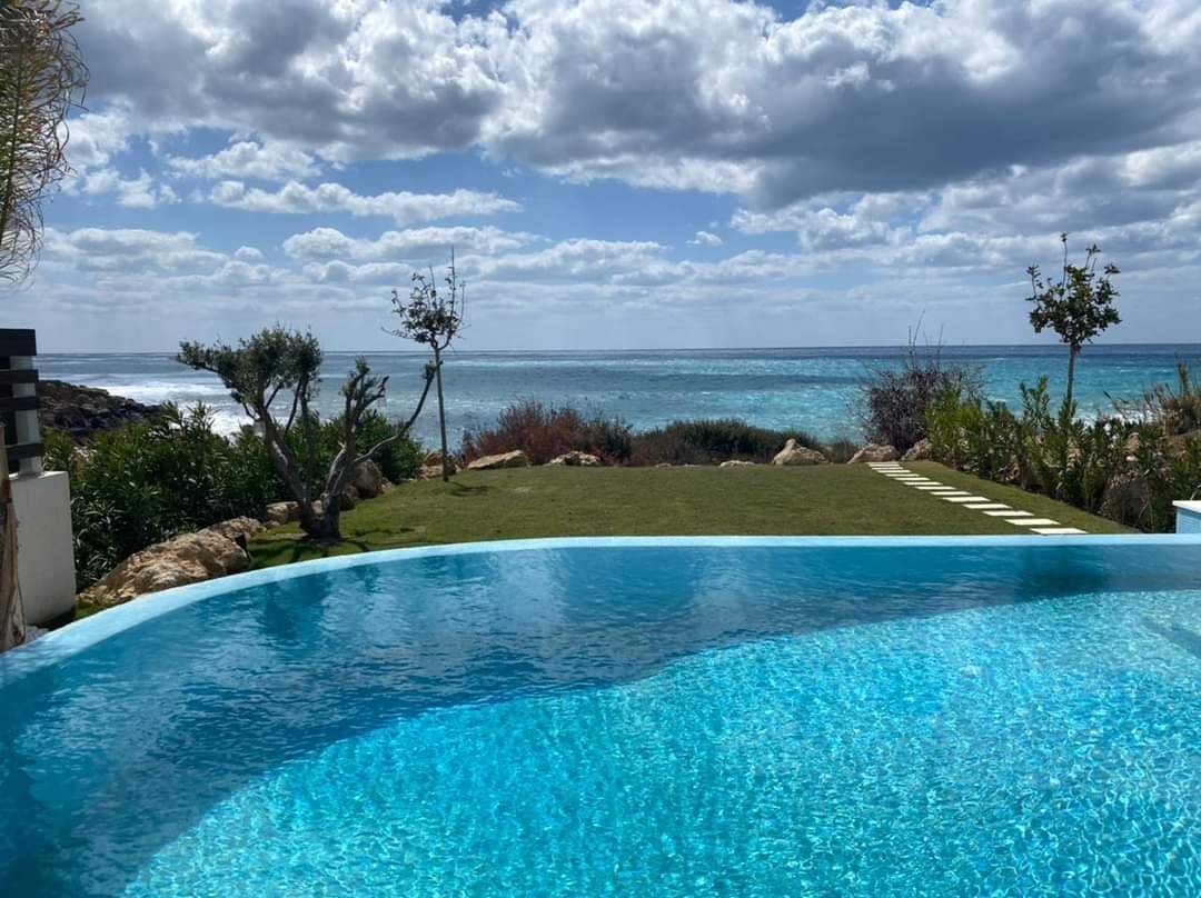 6 Bed, 7 Bath, HouseFor Sale, Chlorakas, Paphos