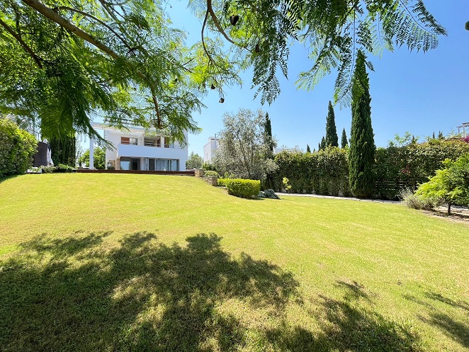 4 Bed, 4 Bath, HouseFor Sale, Paphos, Paphos