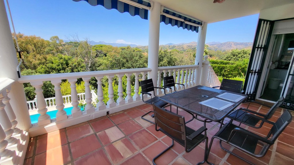 4 Bed, 3 Bath, HouseFor Sale, Elviria, Malaga