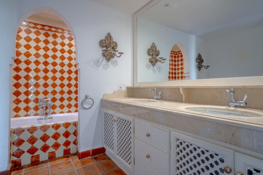 3 Bed, 3 Bath, HouseFor Sale, Riviera, Malaga