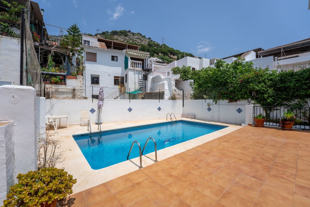2 Bed, 2 Bath, ApartmentFor Sale, Mijas Pueblo, Malaga