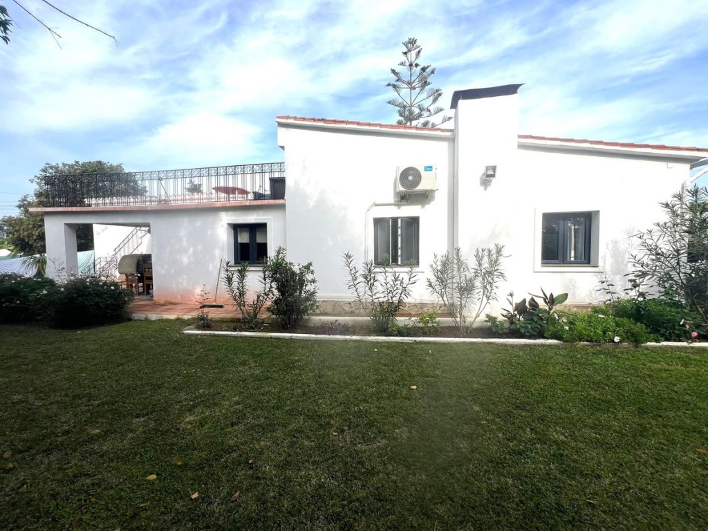4 Bed, 3 Bath, HouseFor Sale, San Pedro de Alcantara, Malaga 4 Bed, 3 Bath, HouseFor Sale, San Pedro de Alcantara, Malaga