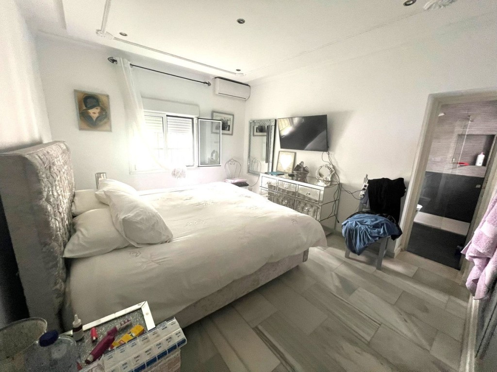 4 Bed, 3 Bath, HouseFor Sale, San Pedro de Alcantara, Malaga