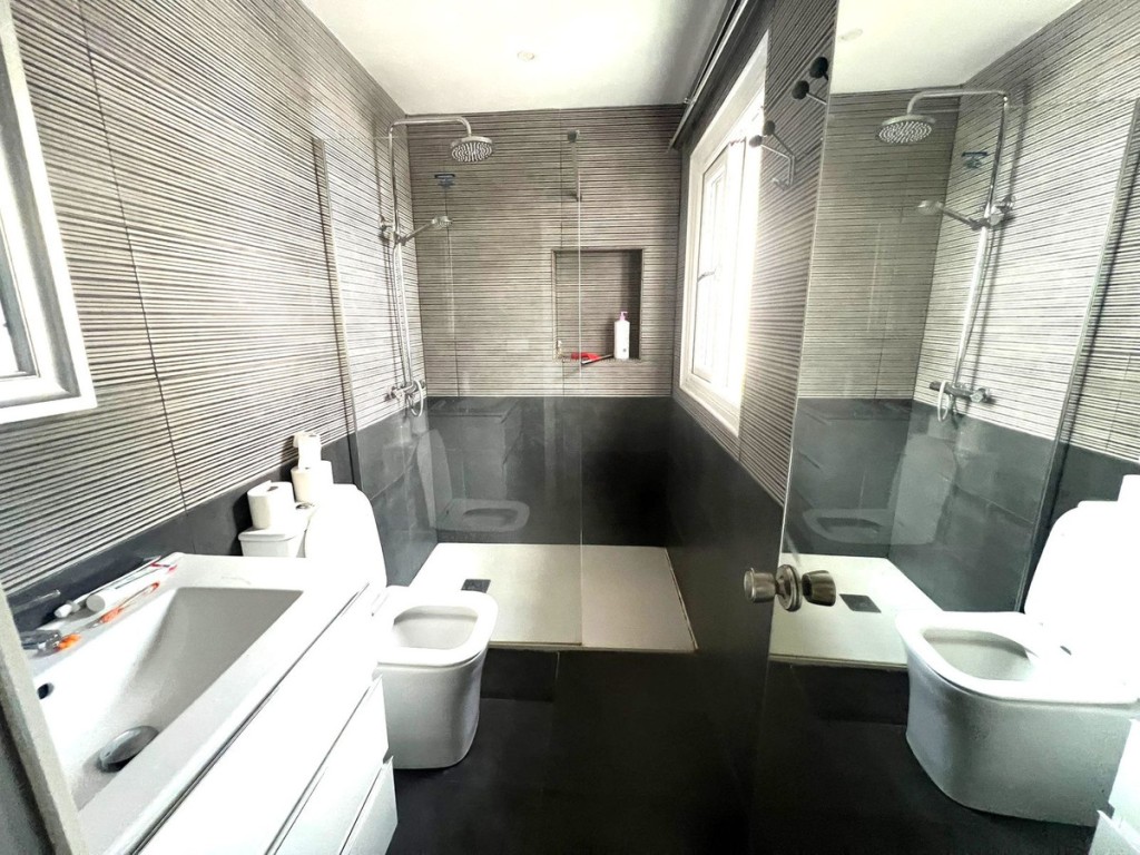 4 Bed, 3 Bath, HouseFor Sale, San Pedro de Alcantara, Malaga