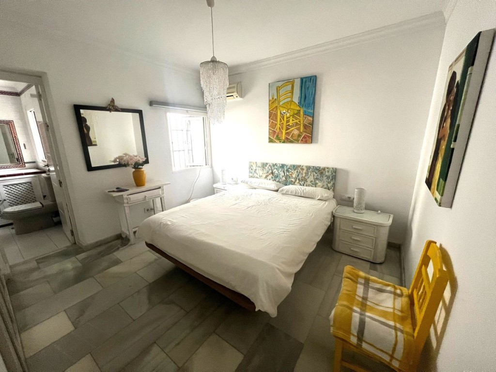 4 Bed, 3 Bath, HouseFor Sale, San Pedro de Alcantara, Malaga