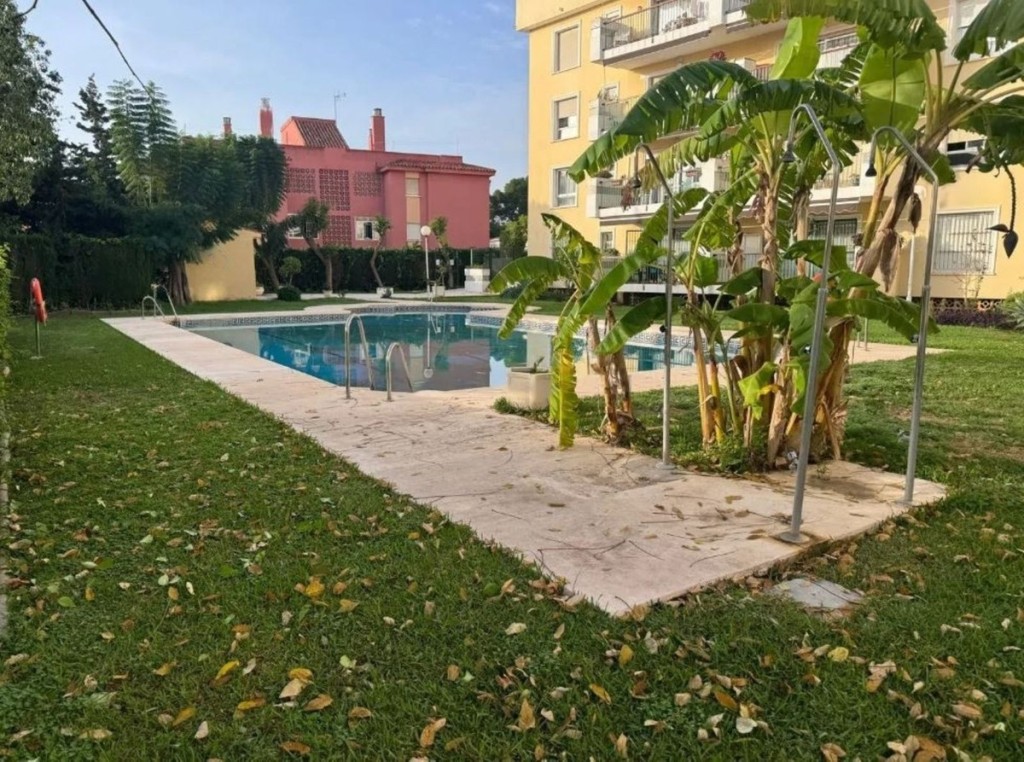 3 Bed, 3 Bath, ApartmentFor Sale, Torremolinos, Malaga