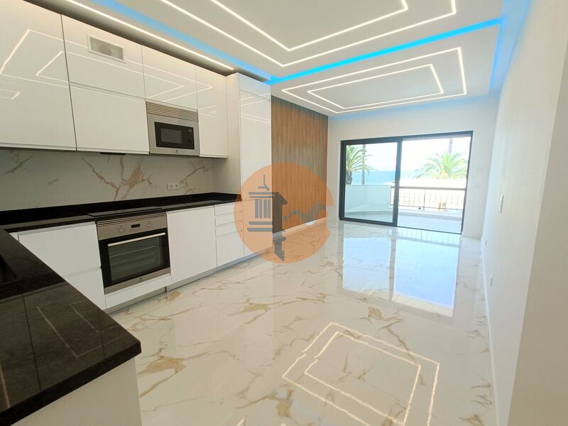 3 Bed, 2 Bath, ApartmentFor Sale, Loulé, Faro