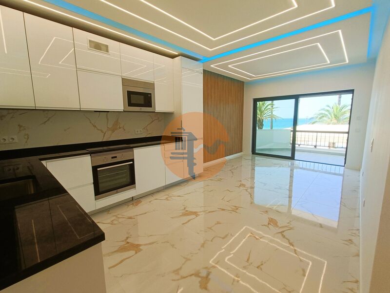 3 Bed, 2 Bath, ApartmentFor Sale, Loulé, Faro