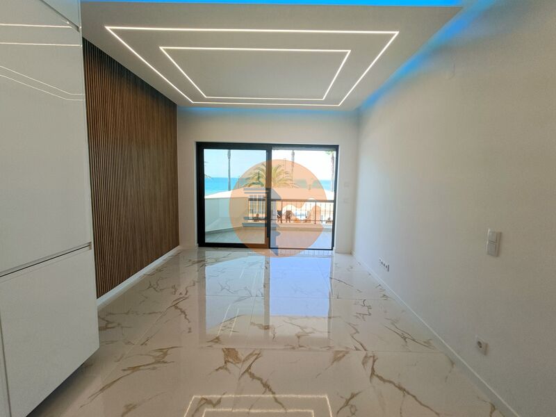 3 Bed, 2 Bath, ApartmentFor Sale, Loulé, Faro