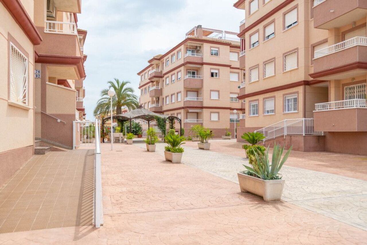 2 Bed, 1 Bath, ApartmentFor Sale, Algorfa, Alicante 2 Bed, 1 Bath, ApartmentFor Sale, Algorfa, Alicante