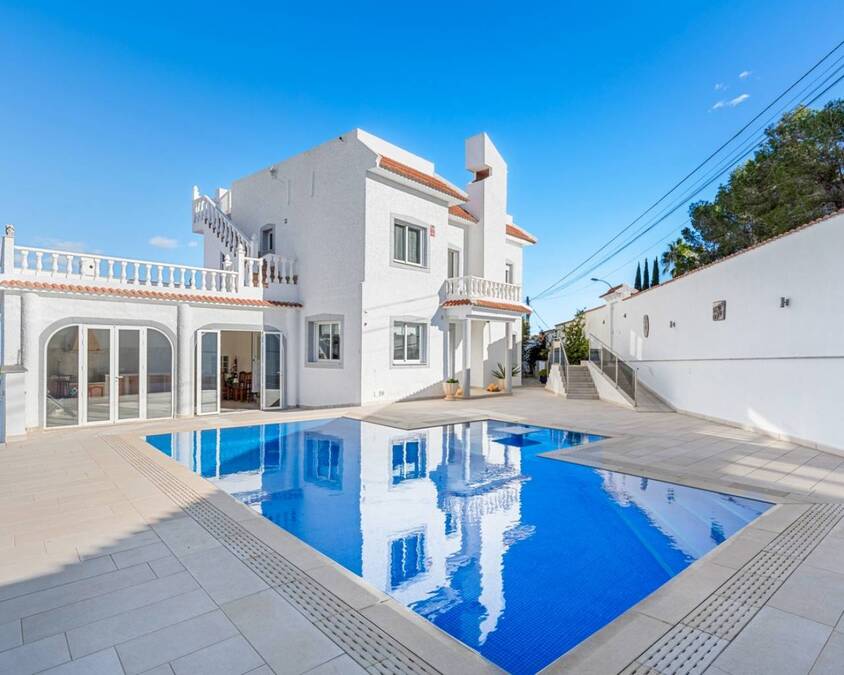 6 Bed, 5 Bath, HouseFor Sale, San Miguel de Salinas, Alicante