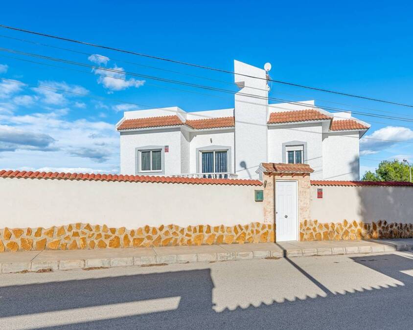6 Bed, 5 Bath, HouseFor Sale, San Miguel de Salinas, Alicante