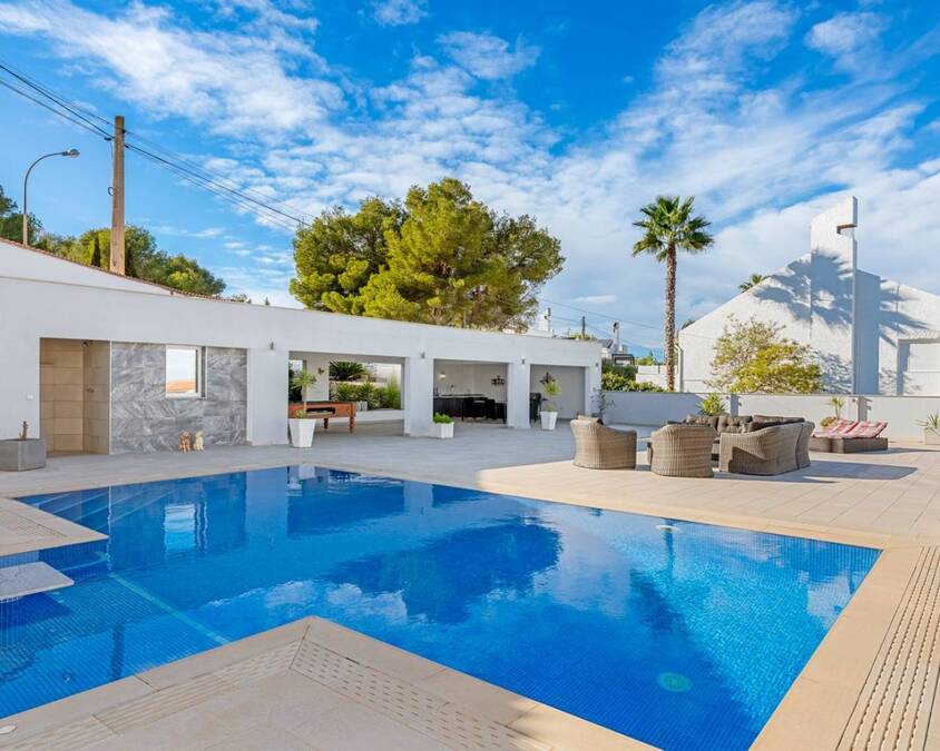 6 Bed, 5 Bath, HouseFor Sale, San Miguel de Salinas, Alicante
