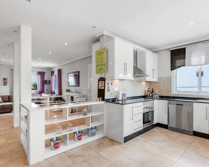 6 Bed, 5 Bath, HouseFor Sale, San Miguel de Salinas, Alicante