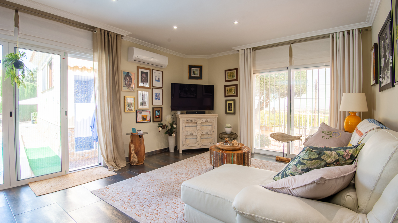 4 Bed, 5 Bath, HouseFor Sale, Algorfa, Alicante