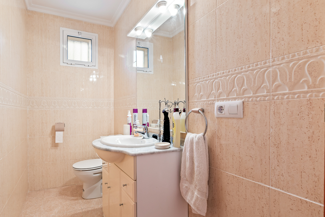 4 Bed, 4 Bath, HouseFor Sale, Algorfa, Alicante