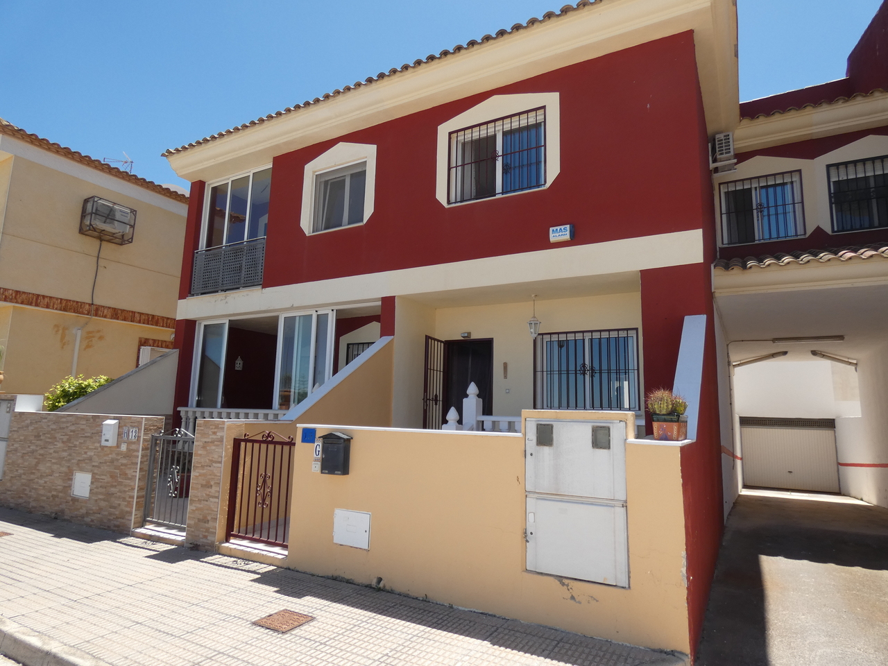 3 Bed, 2 Bath, HouseFor Sale, Algorfa, Alicante