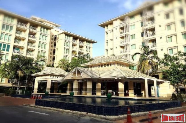 3 Bed, 3 Bath, ApartmentFor Sale, Silom, Bangkok