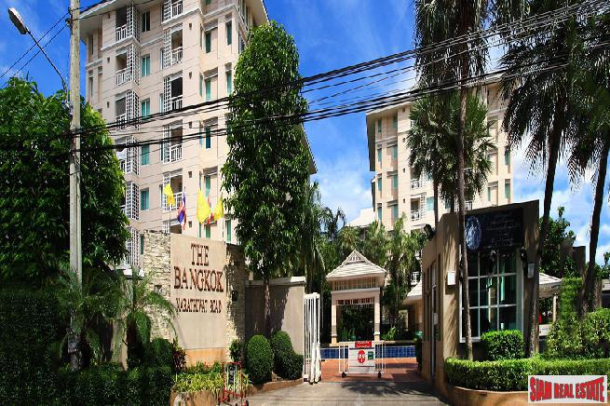 3 Bed, 3 Bath, ApartmentFor Sale, Silom, Bangkok