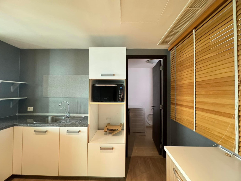 3 Bed, 4 Bath, ApartmentFor Sale, Ekkamai, Bangkok