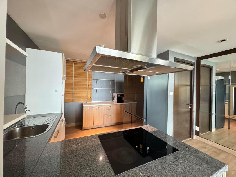 3 Bed, 4 Bath, ApartmentFor Sale, Ekkamai, Bangkok