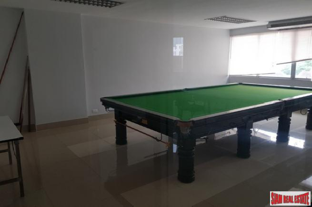 3 Bed, 2 Bath, ApartmentFor Sale, Phrom Phong, Bangkok