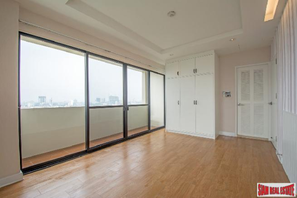 3 Bed, 3 Bath, HouseFor Sale, Ekkamai, Bangkok