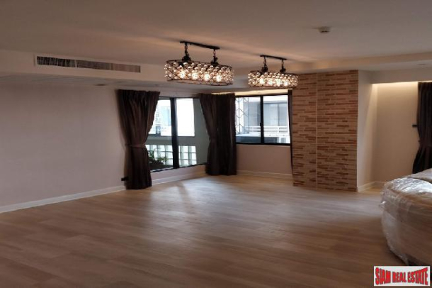 3 Bed, 3 Bath, HouseFor Sale, Ekkamai, Bangkok
