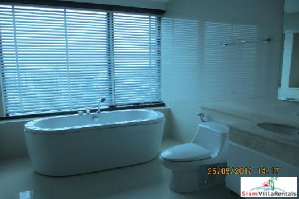 2 Bed, 3 Bath, ApartmentFor Sale, Chitlom, Bangkok