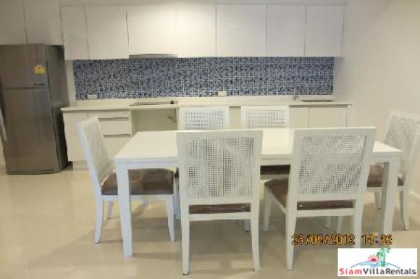 2 Bed, 3 Bath, ApartmentFor Sale, Chitlom, Bangkok