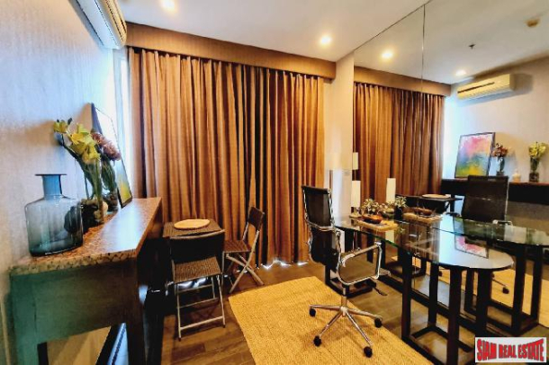2 Bed, 2 Bath, ApartmentFor Sale, Phra Khanong, Bangkok