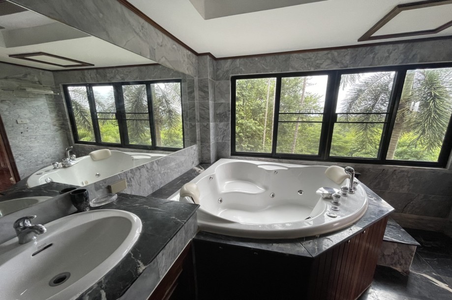 5 Bed, 5 Bath, HouseFor Sale, Ao Nang, Krabi