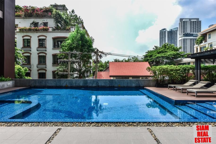 3 Bed, 3 Bath, ApartmentFor Sale, Silom, Bangkok