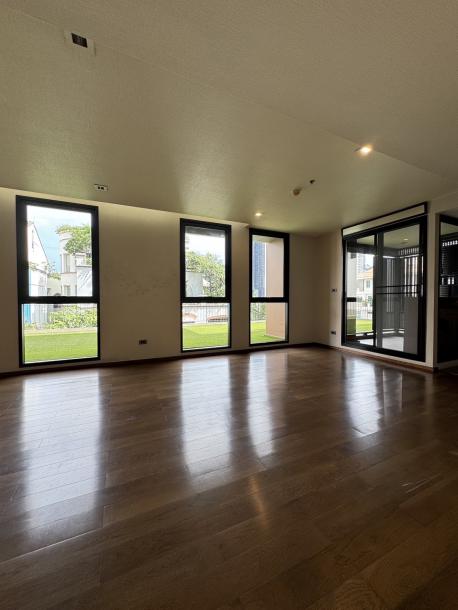 3 Bed, 3 Bath, ApartmentFor Sale, Silom, Bangkok