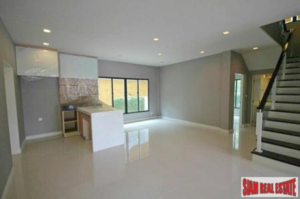 4 Bed, 4 Bath, HouseFor Sale, Phra Ram 9, Bangkok