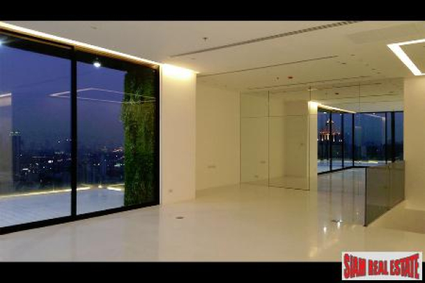 3 Bed, 4 Bath, ApartmentFor Sale, Silom, Bangkok