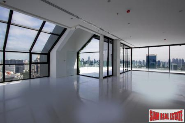 3 Bed, 4 Bath, ApartmentFor Sale, Silom, Bangkok