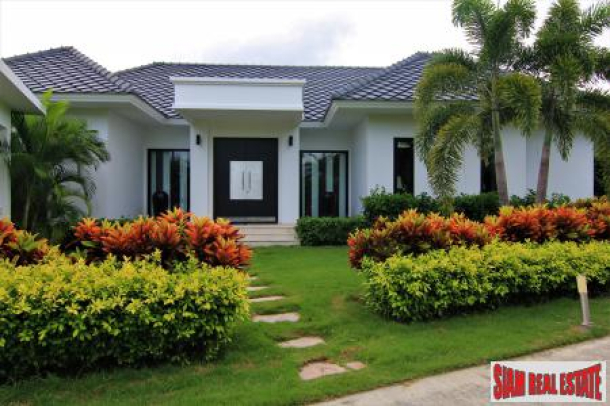 3 Bed, 3 Bath, HouseFor Sale, Central - Hua Hin, Prachuap Khiri Khan
