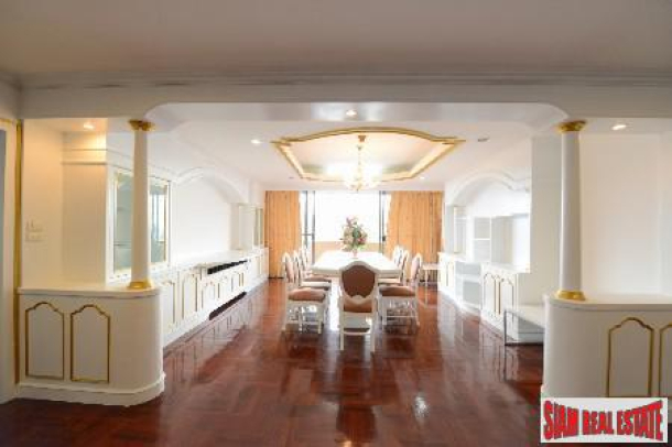 3 Bed, 3 Bath, ApartmentFor Sale, Ekkamai, Bangkok