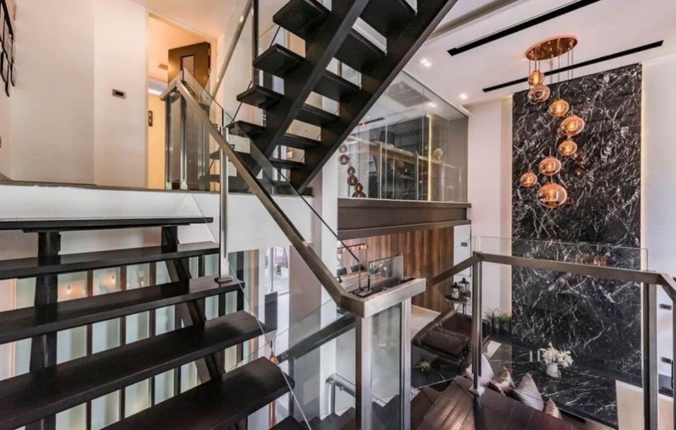 4 Bed, 4 Bath, HouseFor Sale, Silom, Bangkok