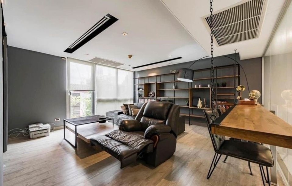 4 Bed, 4 Bath, HouseFor Sale, Silom, Bangkok