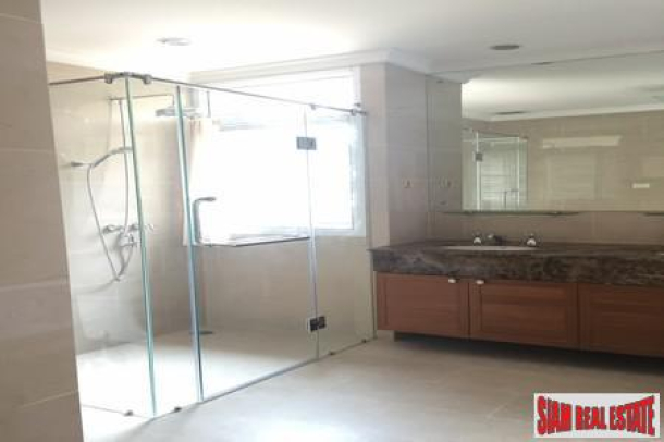3 Bed, 3 Bath, ApartmentFor Sale, Sukhumvit Soi 21-39, Bangkok
