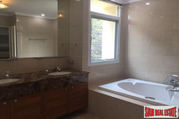 3 Bed, 3 Bath, ApartmentFor Sale, Sukhumvit Soi 21-39, Bangkok