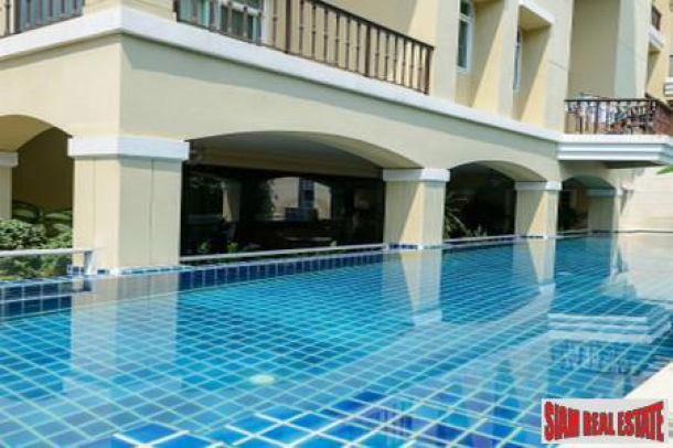 3 Bed, 3 Bath, ApartmentFor Sale, Sukhumvit Soi 21-39, Bangkok